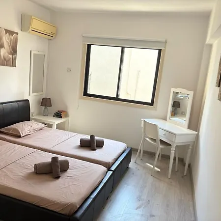 Theodoros Apt.79 *